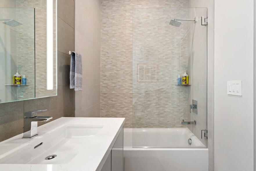 More Photos Of 824 Hyde St, San Francisco Apartments For Sale