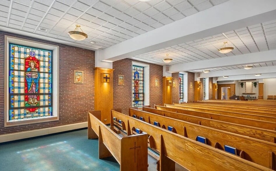 More Photos Of 2499 Independence Ave, Niagara Falls Religious Facility For Sale