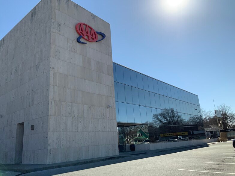 More Photos Of 2900 O St, Lincoln Office For Lease