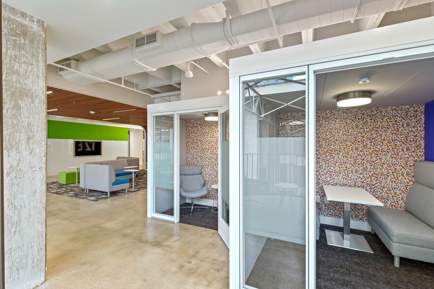 More Photos Of 5065-5075 Westheimer Rd, Houston Office For Lease