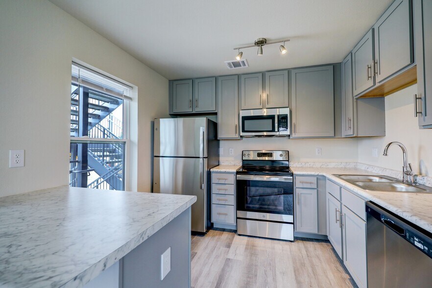 More Photos Of 155 Plez Morgan, Montgomery Apartments For Sale