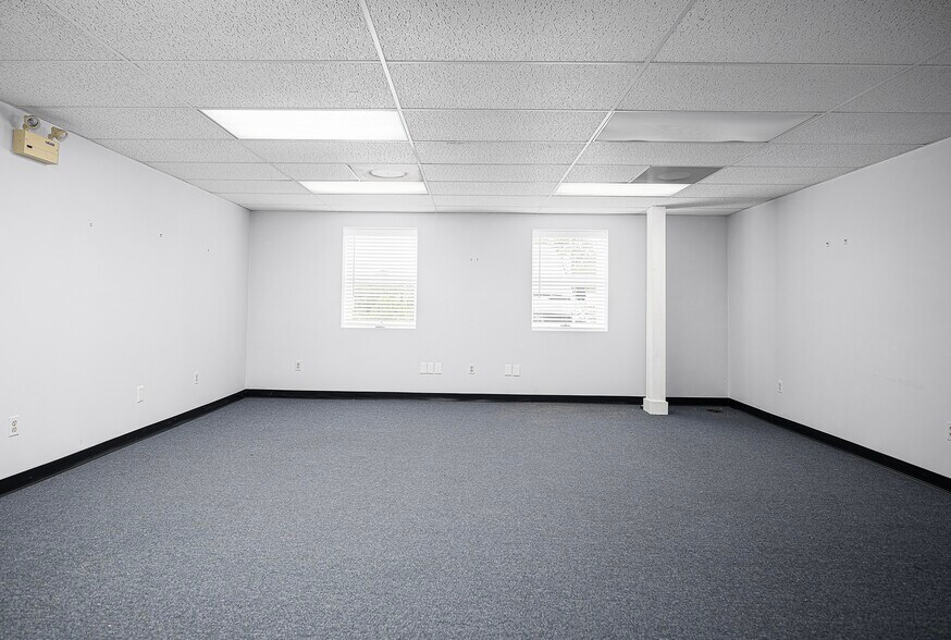 More Photos Of 1131 Belair Rd, Bel Air Medical For Lease