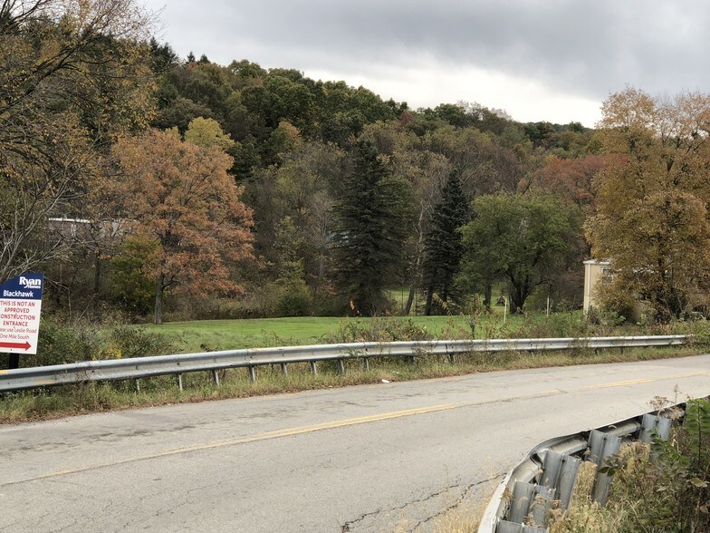 More Photos Of 107 Overbrook Rd, Valencia Land For Lease