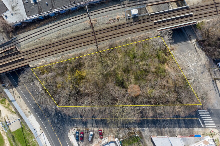 More Photos Of 990 W Tabor Rd, Philadelphia Land For Lease