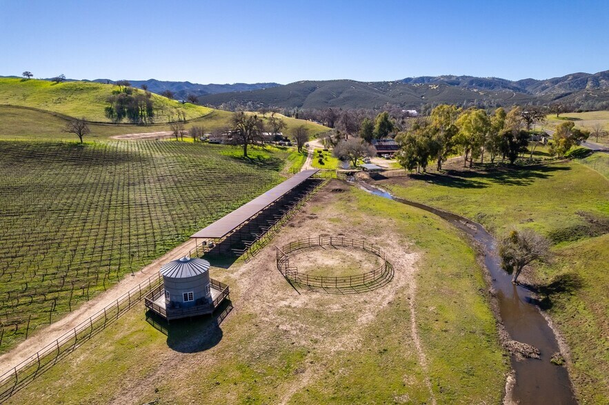 More Photos Of 535 Calf Canyon Hwy, Creston Winery Vineyard For Sale