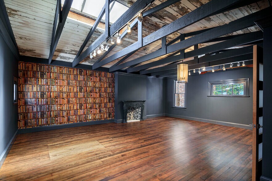 More Photos Of 72 Tehama St, San Francisco Loft Creative Space For Sale
