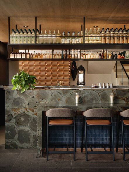 More Photos Of 44 East Ave, Austin Apartments For Sale