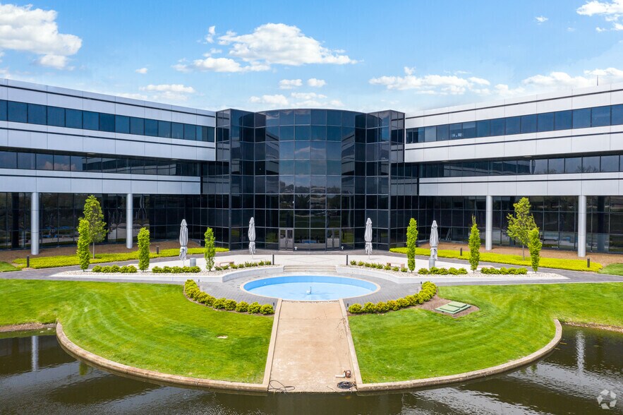 More Photos Of 50 Tice Blvd, Woodcliff Lake Office For Lease