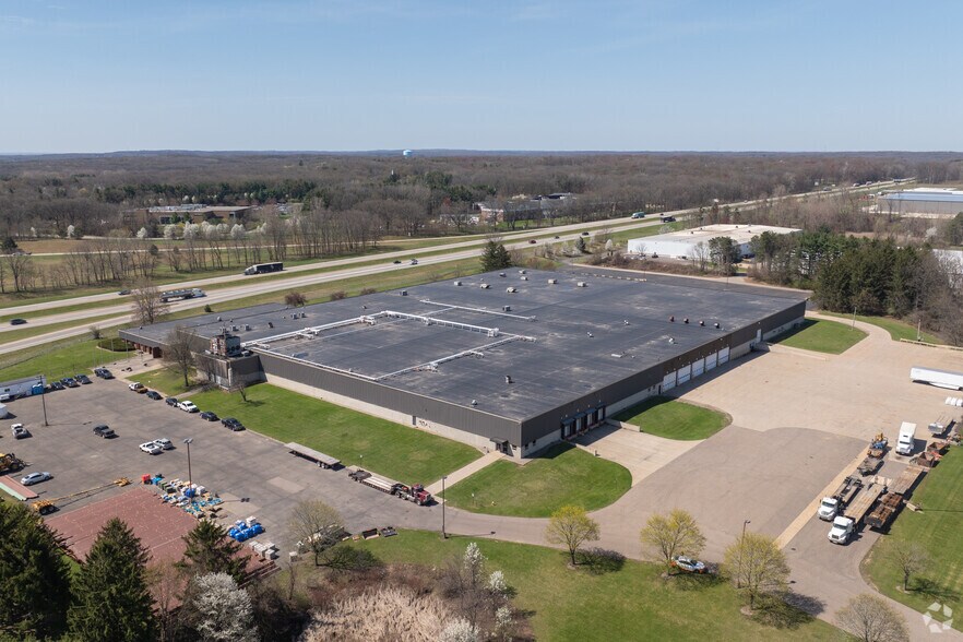 More Photos Of 6677 Beatrice Dr, Kalamazoo Distribution For Lease