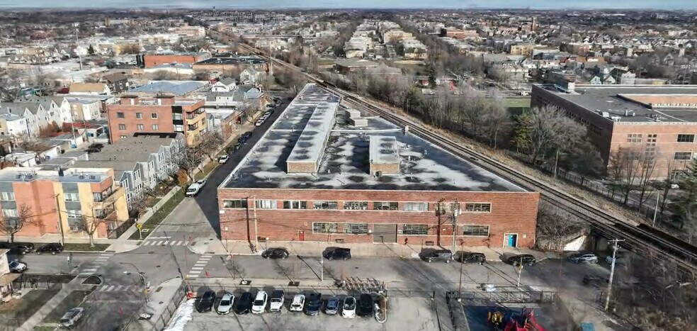More Photos Of 3850 W Cortland St, Chicago Manufacturing For Sale