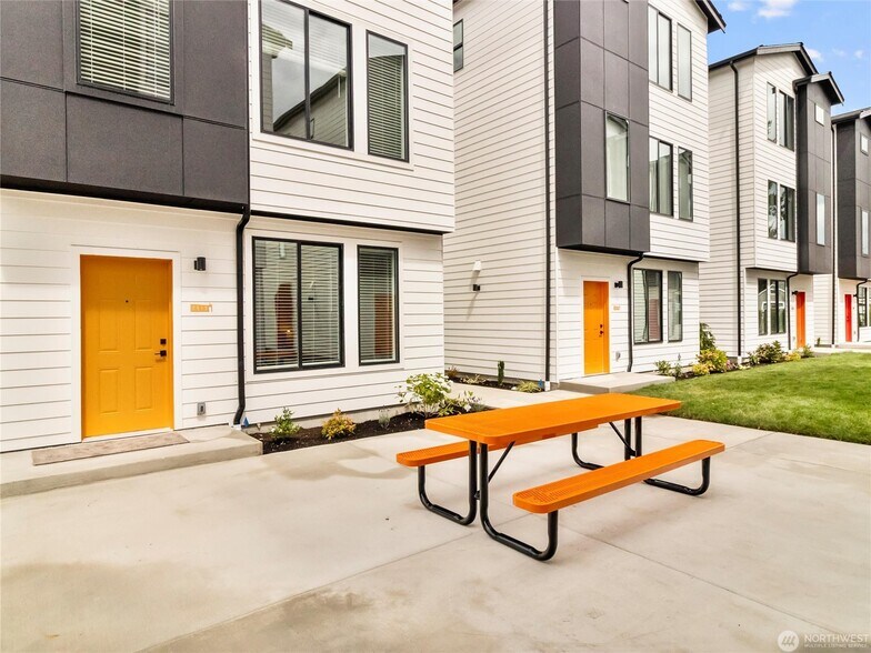 More Photos Of 7519 Grange St W, Lakewood Apartments For Sale