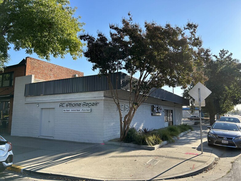 More Photos Of 1701 Broadway, Sacramento General Retail For Sale