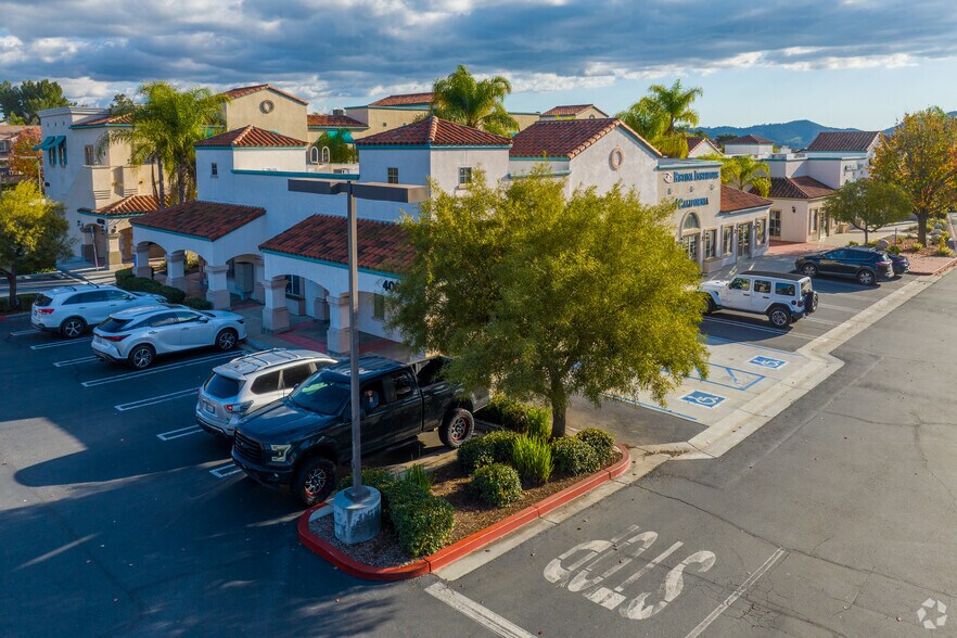 Primary Photo Of 40700 California Oaks Rd, Murrieta Medical For Lease