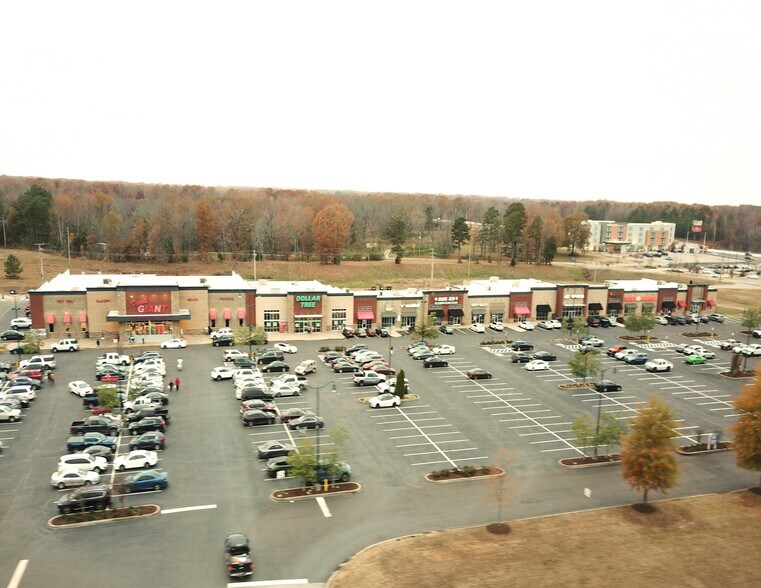 More Photos Of 2574 Christmasville Cv, Jackson General Retail For Lease