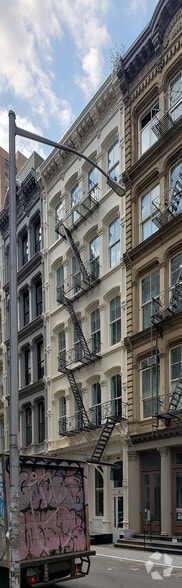 More Photos Of 42 Lispenard St, New York Storefront Retail Residential For Sale