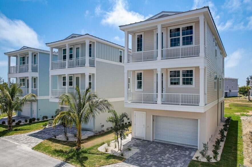 More Photos Of 4318 Marina View Way, Cortez Specialty For Sale