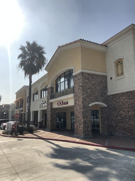 More Photos Of 1301-1397 S Grand Ave, Glendora Unknown For Lease