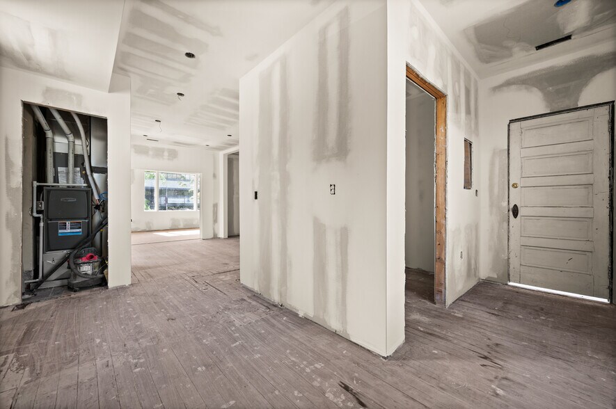 More Photos Of 655 S 200 E, Salt Lake City Office Residential For Sale