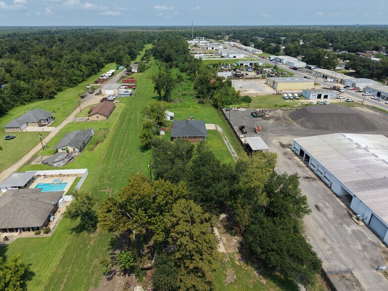 More Photos Of 945 Lyons Dr, La Place Land For Sale