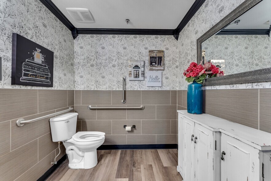 More Photos Of 9299 W Olive Ave, Peoria Light Manufacturing For Lease