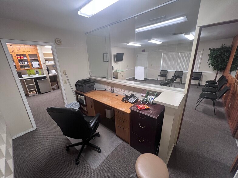 More Photos Of 420 NE Santa Fe Blvd, High Springs Medical For Sale