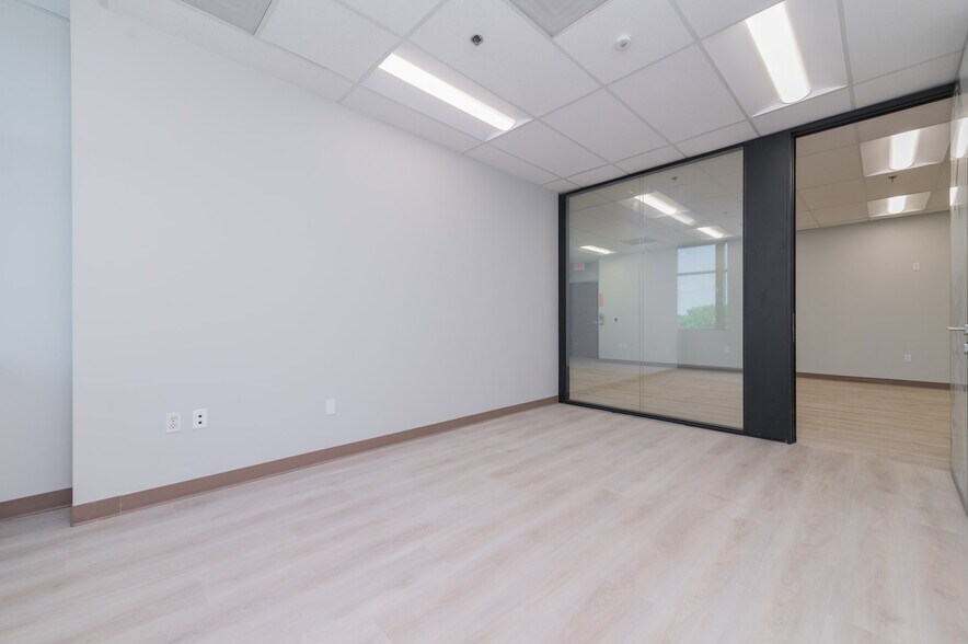 More Photos Of 9341 Irvine Blvd, Irvine Light Distribution For Lease