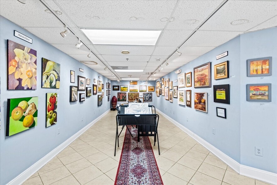 More Photos Of 100 Taylor St, Colonial Beach Storefront Retail Office For Sale