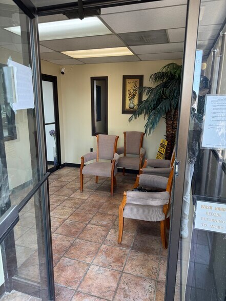 More Photos Of 8716 SE 15th St, Oklahoma City Distribution For Sale