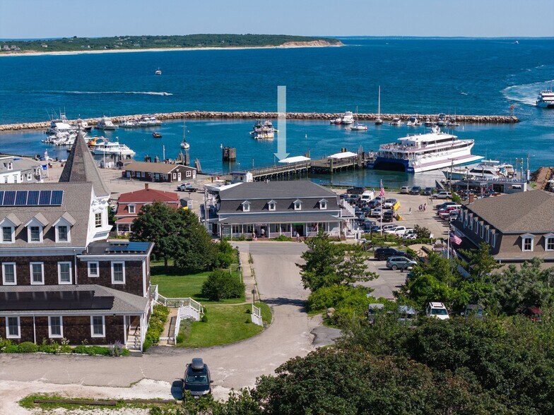 More Photos Of 212 Water St, Block Island Storefront For Sale