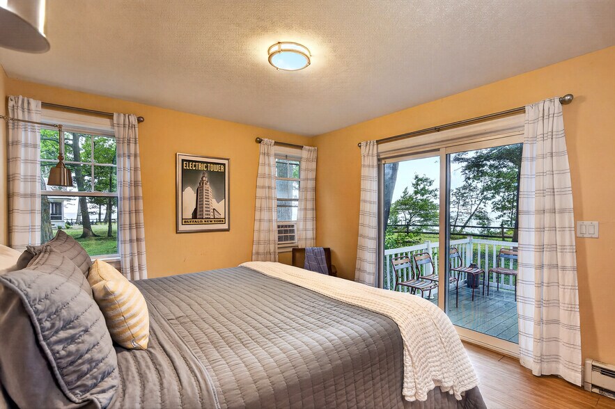 More Photos Of 6 Lotus Bay rd, Irving Multifamily For Sale