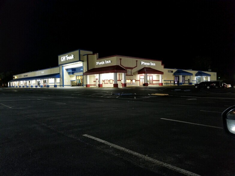 More Photos Of 1711-1725 Knight Ave, Waycross Unknown For Lease