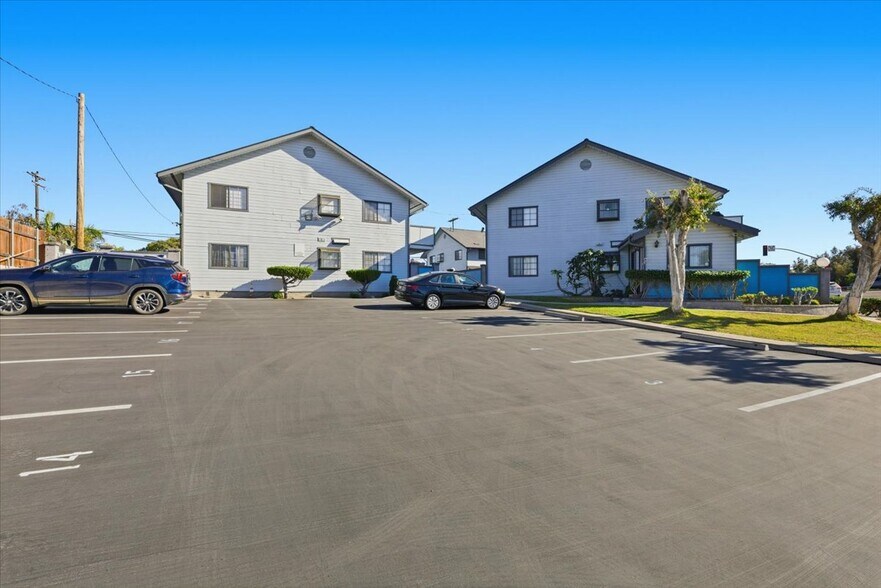 More Photos Of 1470-1530 27th St, San Diego Apartments For Sale