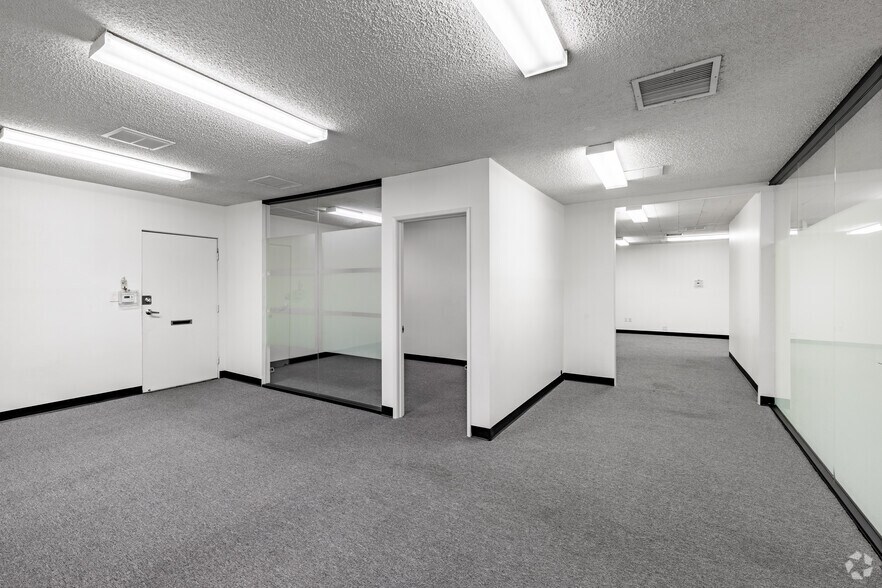 More Photos Of 611 S Catalina St, Los Angeles Loft Creative Space For Lease