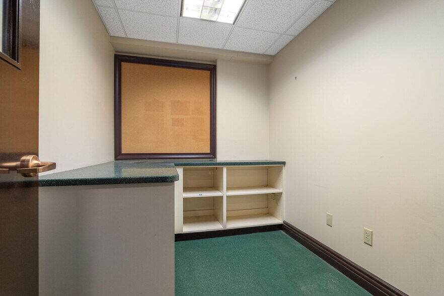 More Photos Of 19 Dove St, Albany Coworking Space