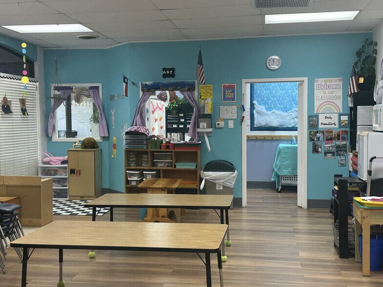 More Photos Of 1075 Executive Dr E, Richardson Daycare Center For Sale