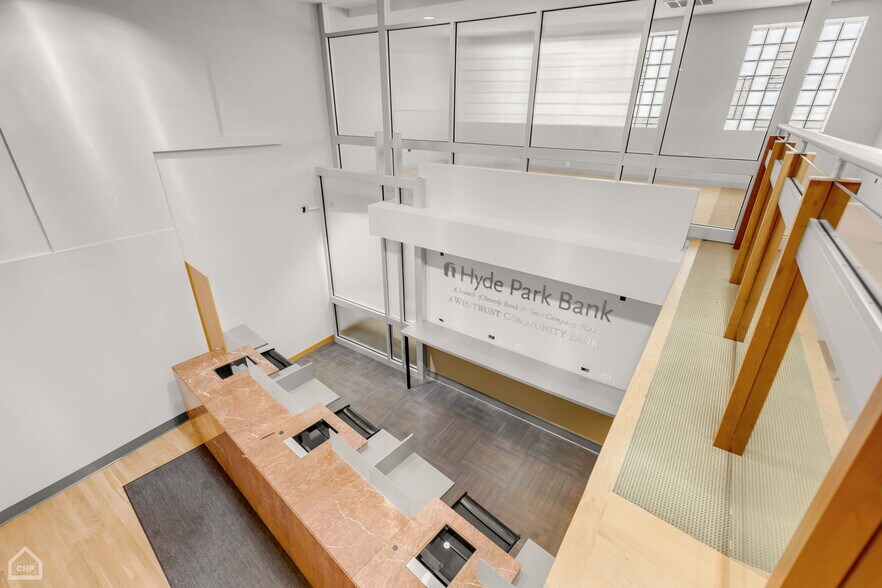 More Photos Of 1309-1311 E 57th St, Chicago Office For Lease