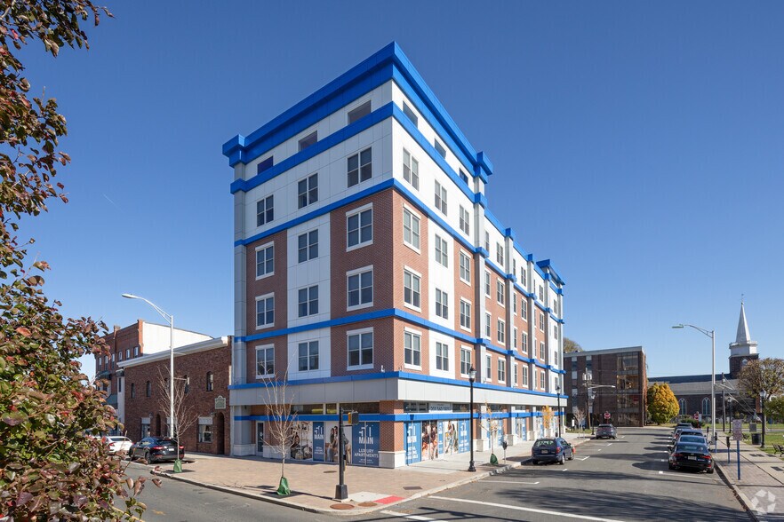 More Photos Of 50 Main St, Hackensack Apartments For Lease