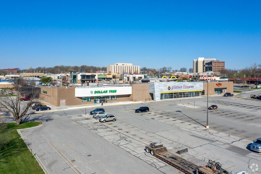 Primary Photo Of 6500-6620 Martway St, Mission Unknown For Lease