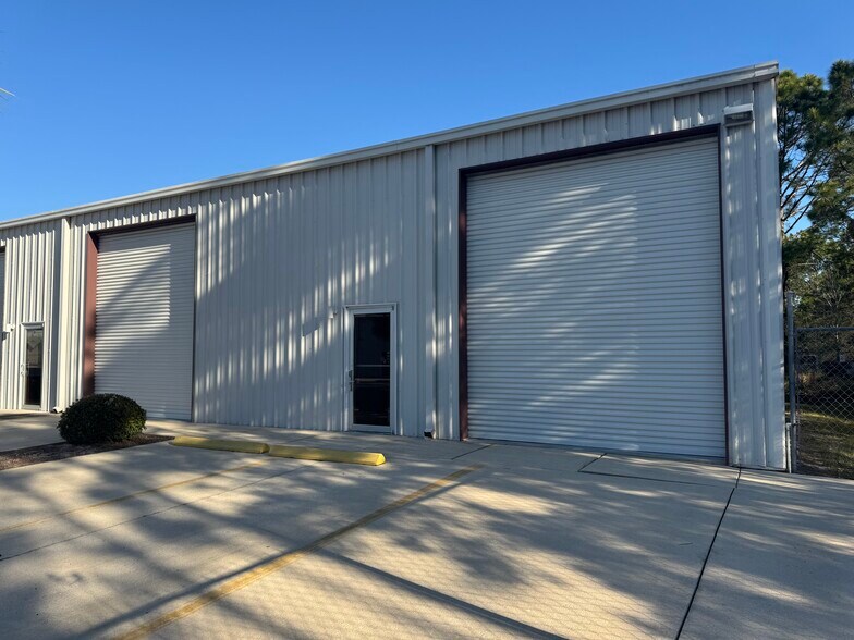 More Photos Of 200 Waler Way, Saint Augustine Warehouse For Lease