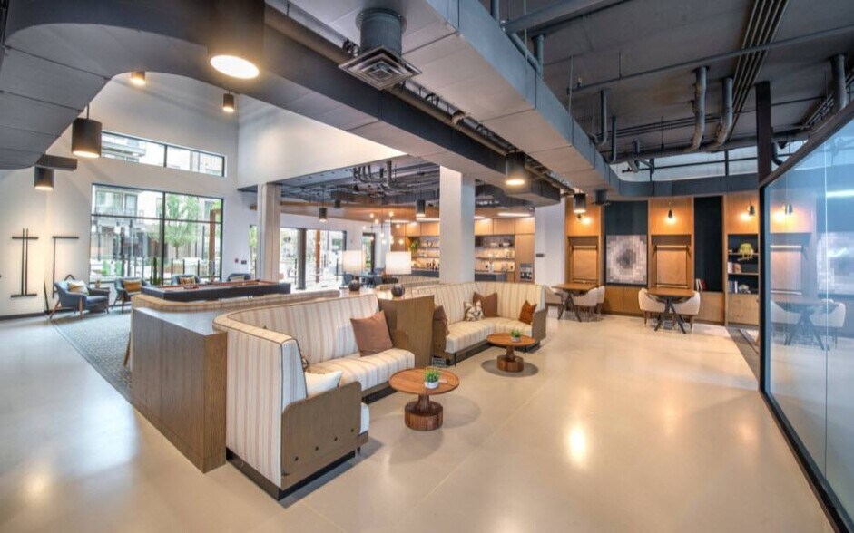 More Photos Of 411 W Commerce St, Dallas Apartments For Lease