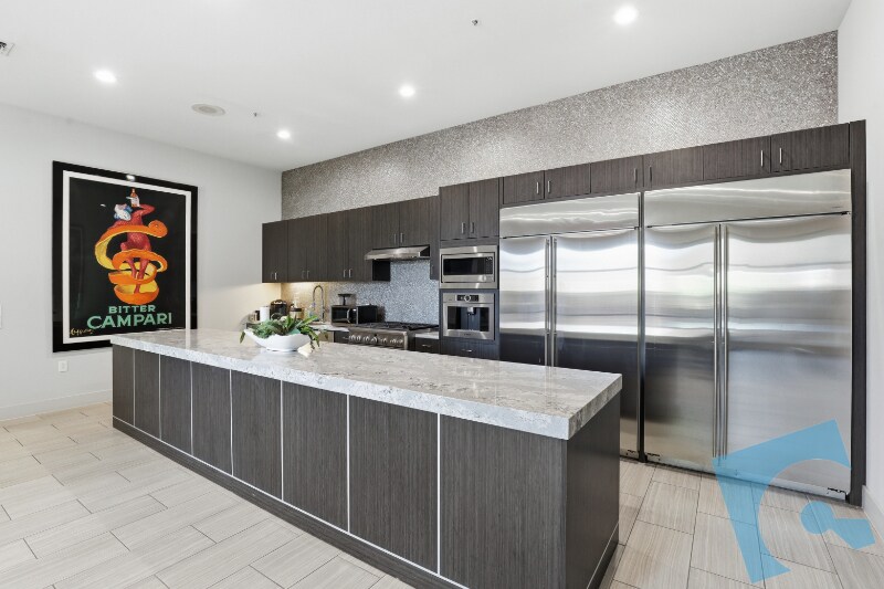 More Photos Of 8739 Davis Blvd, Keller Office For Sale