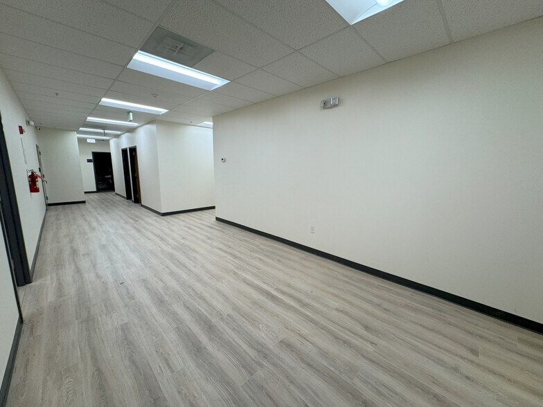 More Photos Of 4446-4450 Park Heights Ave, Baltimore Storefront For Lease