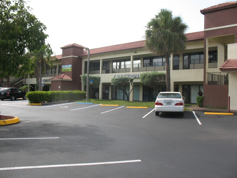 More Photos Of 8001-8085 W McNab Rd, Tamarac Unknown For Lease