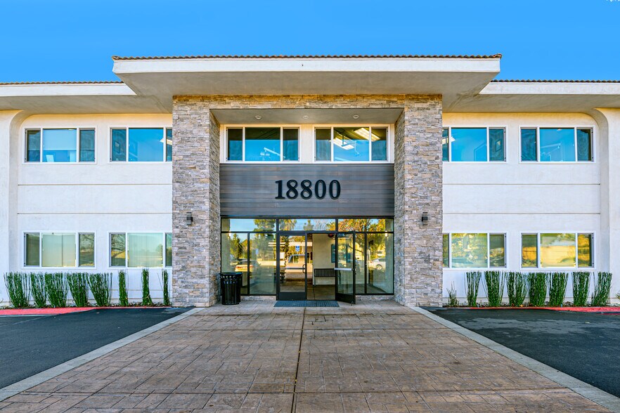 More Photos Of 18800 Main St, Huntington Beach Medical For Lease