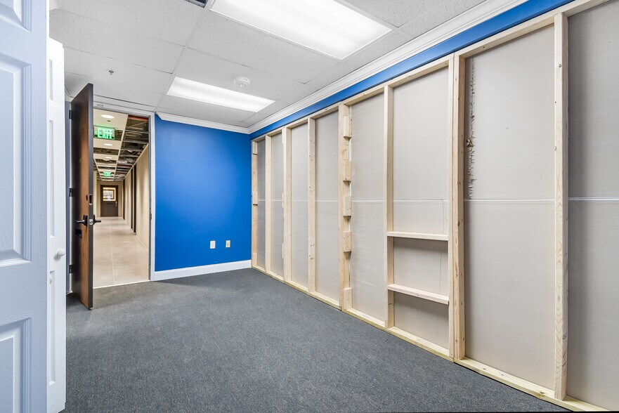 More Photos Of 233 E Bay St, Jacksonville Office For Lease