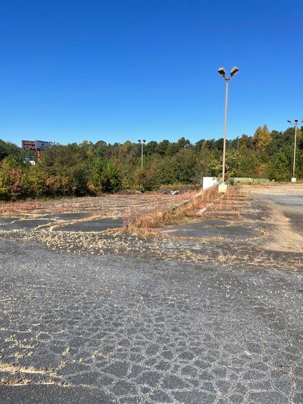 More Photos Of 3352 15th Avenue Blvd SE, Conover Restaurant For Sale