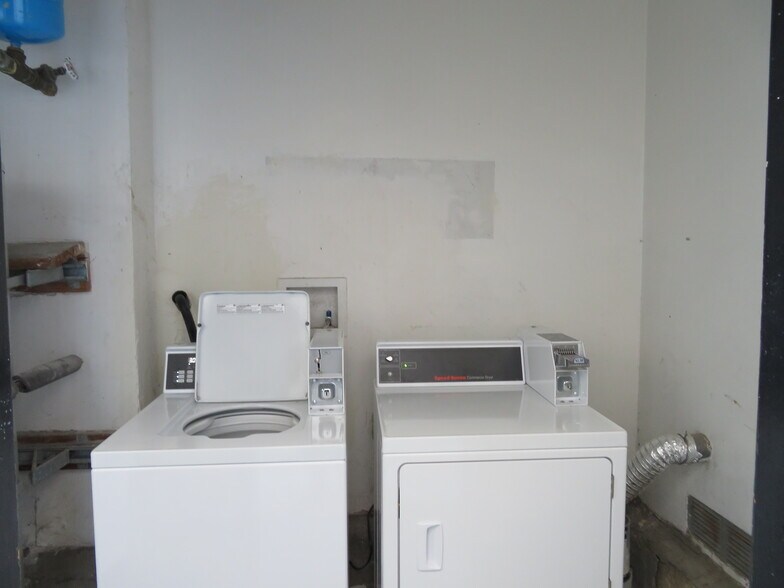 More Photos Of 1547 Euclid St, Santa Monica Apartments For Sale