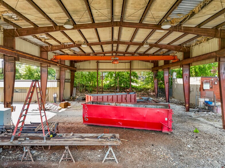 More Photos Of 16136 White Ave, Allen Park Warehouse For Sale