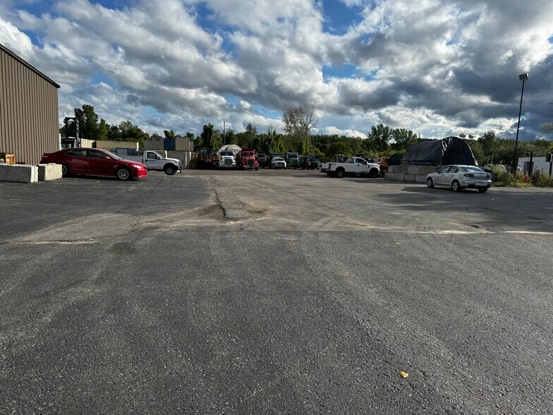 More Photos Of 1075 Buffalo Rd, Rochester Distribution For Lease