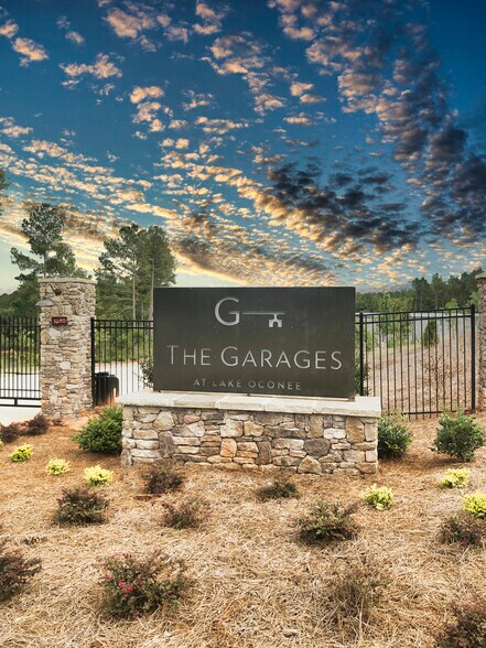 More Photos Of 1040 Park Ct, Greensboro Warehouse For Sale